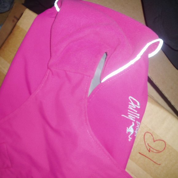 Canada Pooch Pink Expedition Raincoat & Chilly Dog - Picture 8 of 16